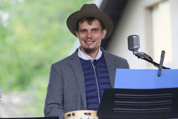 Zmajevac:  Vinski Bor maraton