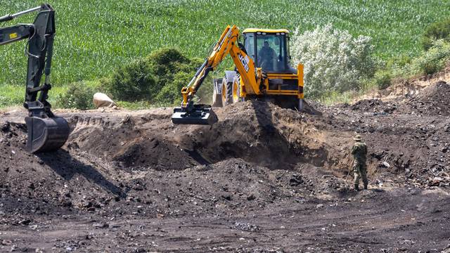 Vukovar: Na odlagalištu otpada Petrovačka dola pronađeni ostaci tijela iz Domovinskog rata