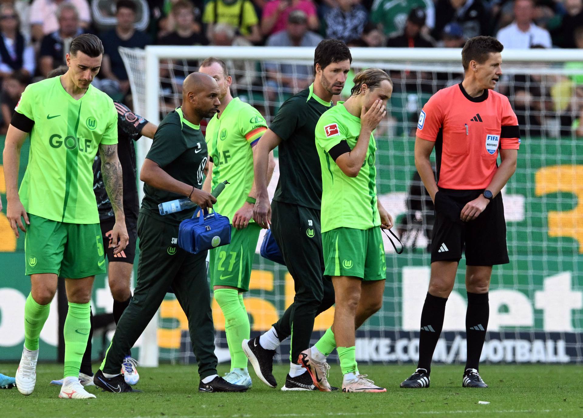 Bundesliga - VfL Wolfsburg v Bayern Munich