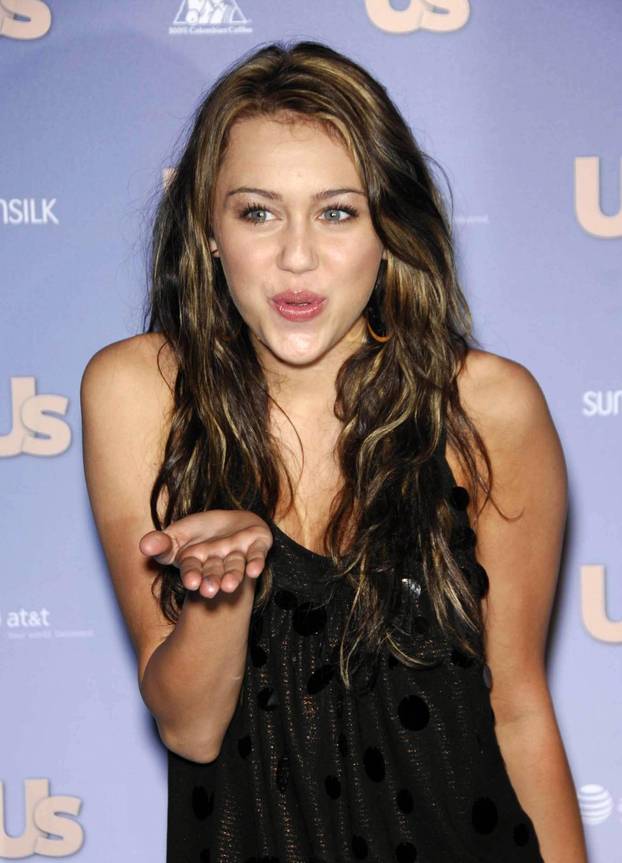 Miley Cyrus izrasla je iz djevoj?ice u ženu sa stilom 