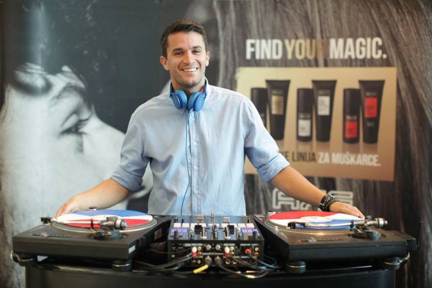 Zgodni poznati frajeri istaknuli su ljepotu svoje  individualnosti