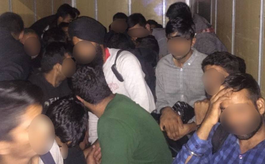 Komunalac švercao migrante, u bijegu skočio u kanjon Korane