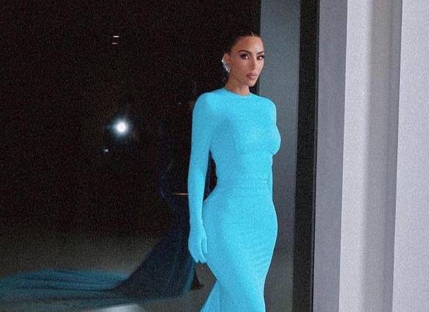 Ne, stvarno se ne šalimo: Ove kombinacije nosile su u javnosti Bianca Censori i Kim Kardashian