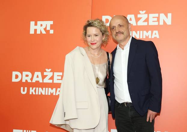 Šibenik: Elegantni par Kekin na premijeri filma Dražen 