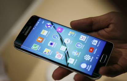 Samsung žuri zbog Applea pa Galaxy S7 stiže već u siječnju?