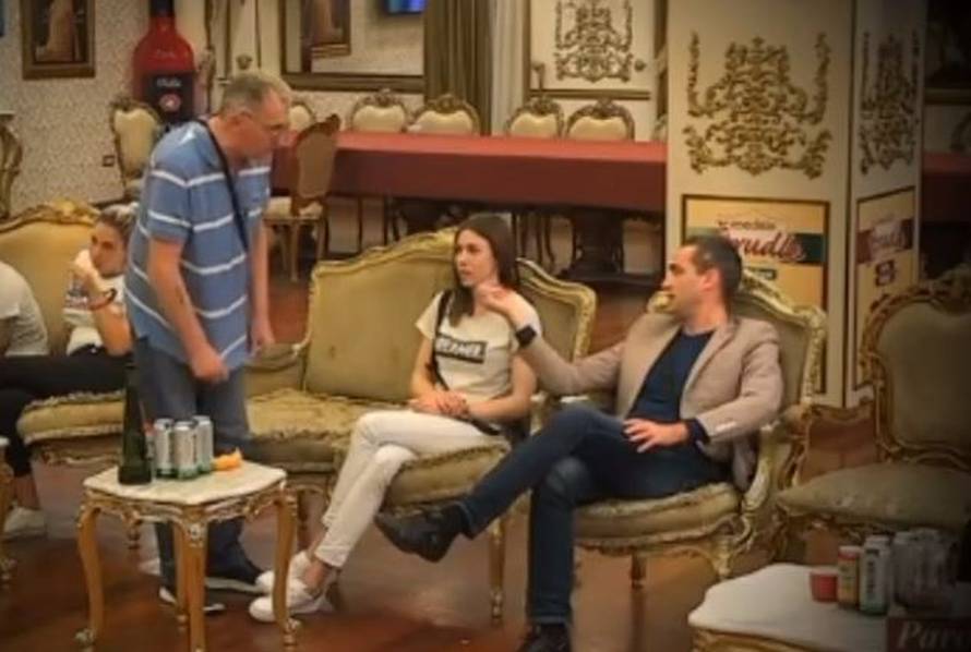 Milojku pozlilo kada je Miljanu zavodio 39 godina mlađi dečko