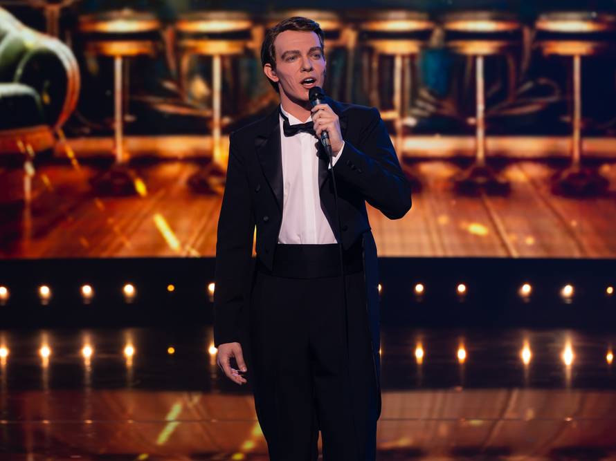 VIDEO Lovro Juraga snažnim i emotivnim nastupom odao počast Franku Sinatri