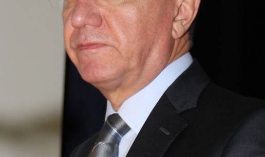 Ostojić  Milinoviću: Svi znamo da imaš problema s brojkama