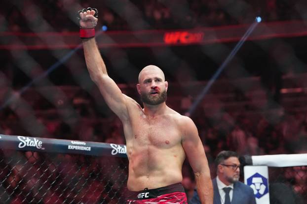MMA: UFC 320 - Prochazka vs Rountree Jr