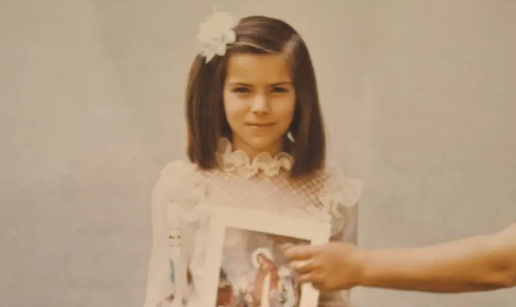 Znaš li tko sam? Uz mamine tople kolače i traktore je rasla, a sada spaja srca u hit showu