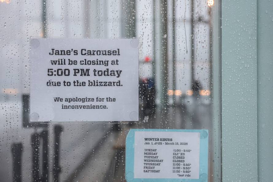 Winter snow storm hits New York City