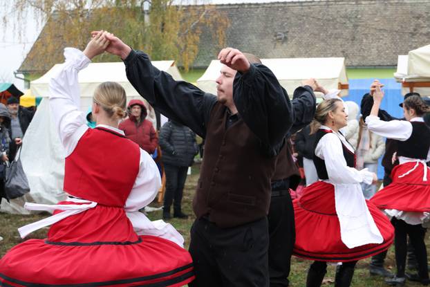 Beli Manastir: Zimski vašar i Čvarak fest Karanac