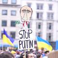 Tisuće ljudi prosvjeduju protiv rata u glavnim gradovima Europe: 'Putin je ubojica'