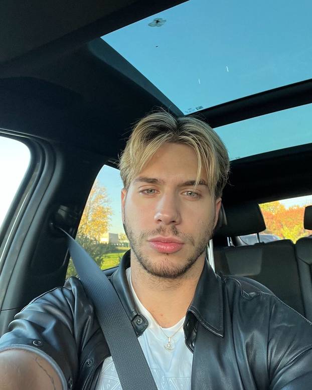 FOTO Influencer Marco Cuccurin  u prozirnoj košulji oduševio pratitelje: 'Za čarobnu večer'