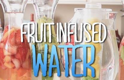 Osvježavajuću vodu s okusom pripremite od voća i začina
