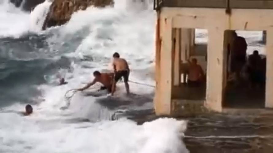 Tragično novogodišnje kupanje: Dva kupača utopila se u Rijeci