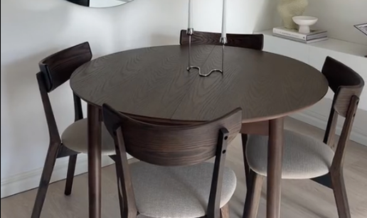 Stol iz Jyska koji svi žele imati u svom dnevnom boravku, sada je na astronomskom sniženju