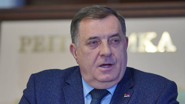 Dodik najavio povratak u institucije BiH nakon američkih sankcija i molbe Vučića