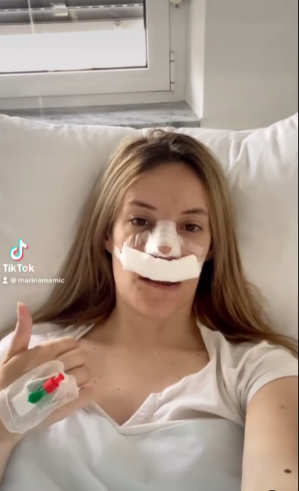 Marina Mamić pokazala kako izgleda nakon operacije nosa, pa pozirala s dečkom Robijem