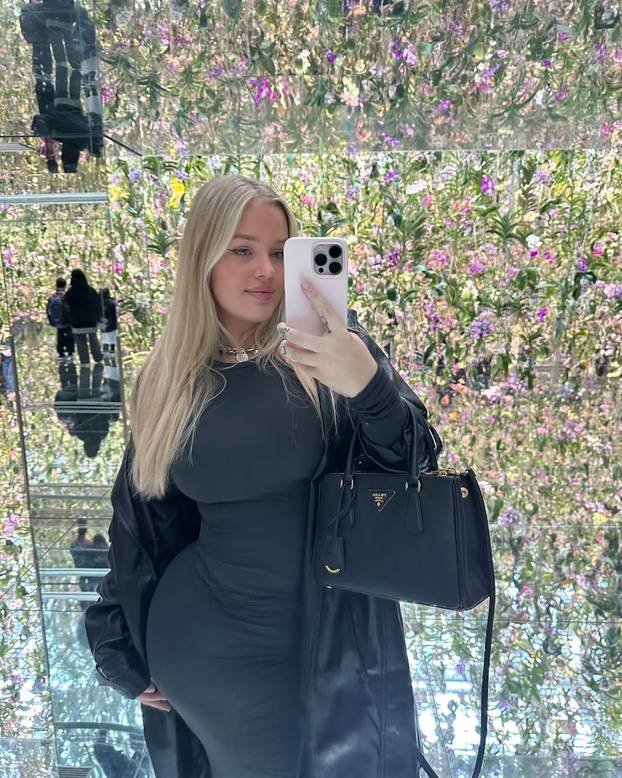 FOTO Za njom uzdiše cijela Australija: Njenom tijelu ne mogu odoljeti muškarci ni žene