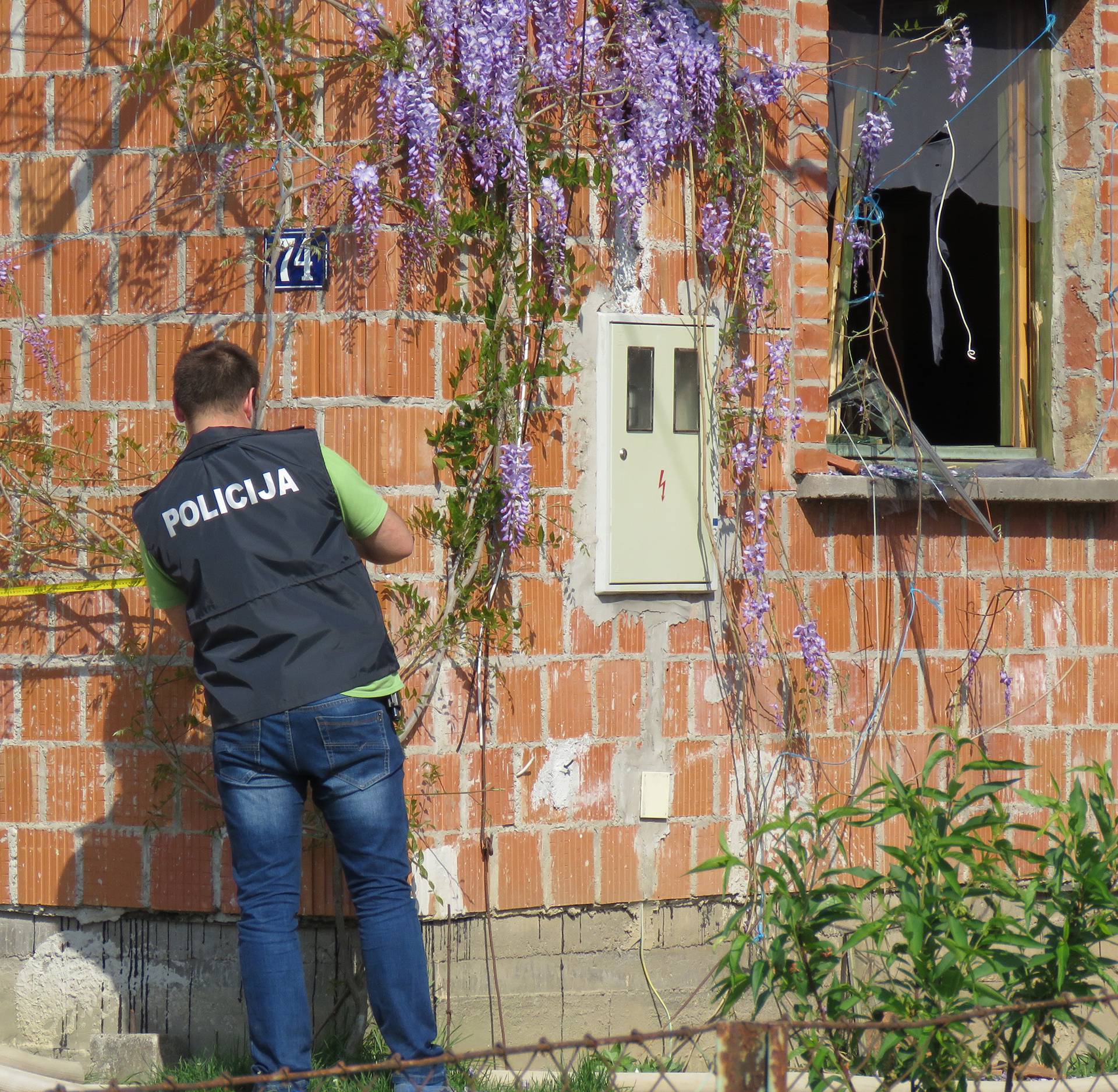 Uhitili muškarca (54): Ubio je ženu, zapalio kuću i pobjegao?