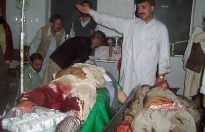 Bar 37-ero ljudi poginulo je u napadu u Pakistanu