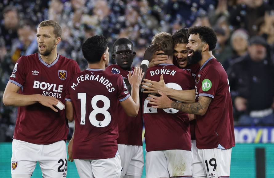 Premier League - West Ham United v Manchester City