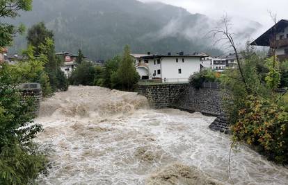 Proglasili opasnost od poplava nakon obilnih kiša na zapadu Austrije: 'Ostanite u kućama'