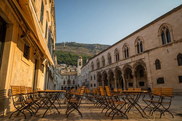 Empty,Sidewalk,Cafe,Inside,Old,Town,Of,Dubrovnik