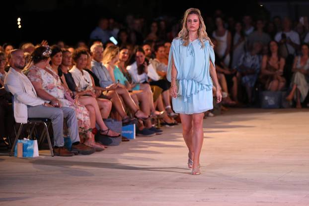 Pula: Modna revija Anje Stehlik