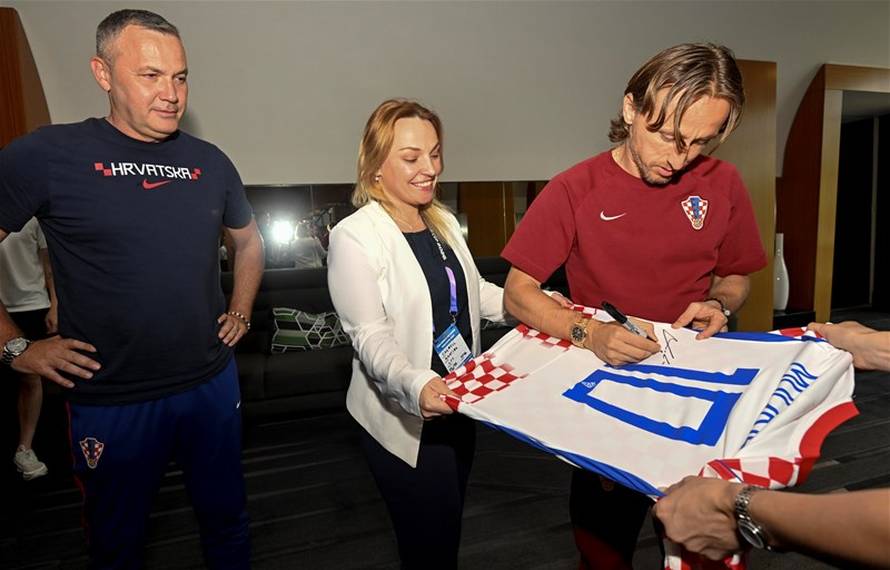 'Vatreni' prije Engleske ugostili Martinu Caswell, kći poginulog branitelja Ivana Senčića