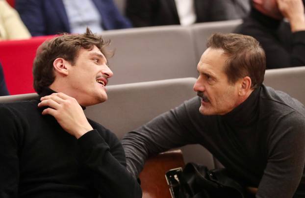 Serija “Divlje pčele” pretpremijerno prikazana u Sinju