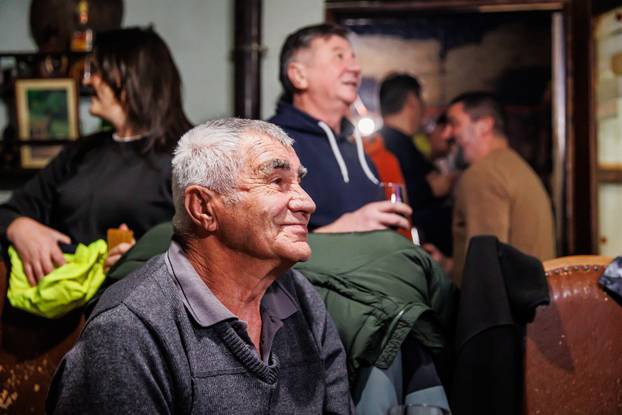 Glavice: Doček izbornih rezultata kod obitelji Zorana Milanovića