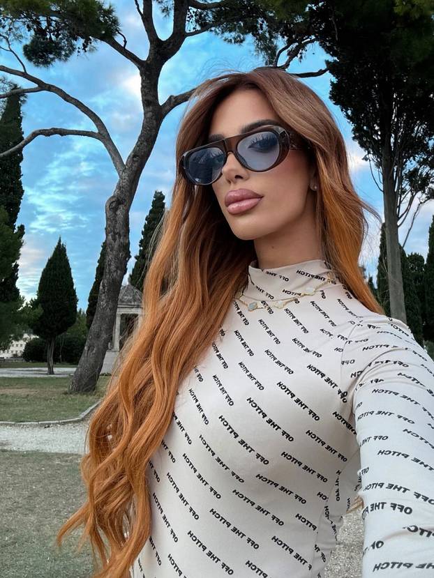 FOTO Wow, kakvo tijelo! Naša influencerica Lara pokazala liniju od koje svima pada vilica