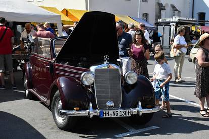 FOTO Oldtimer susret u Požegi