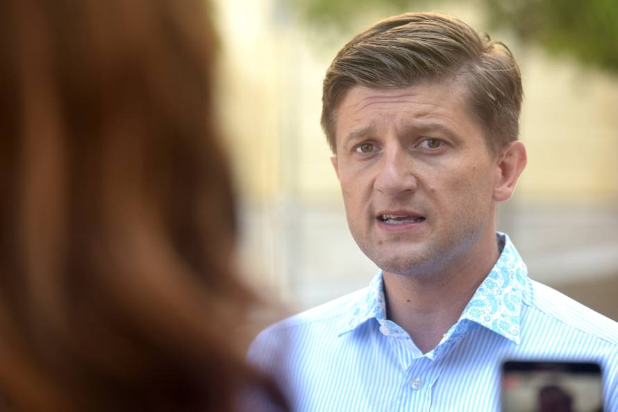 Zadar: Ministar financija MariÄ dao izjavu za medije o poreznoj reformi