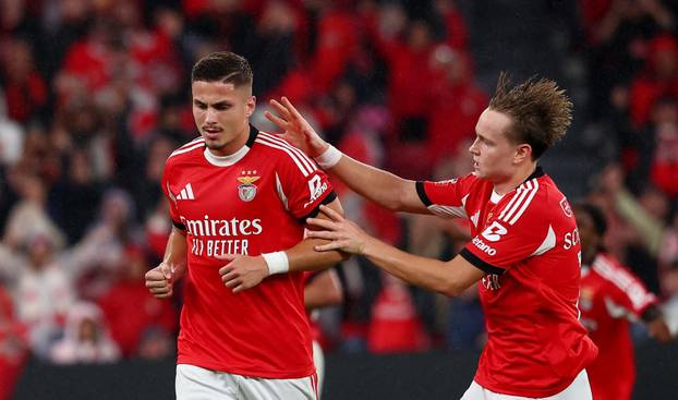 Primeira Liga - Benfica v Arouca