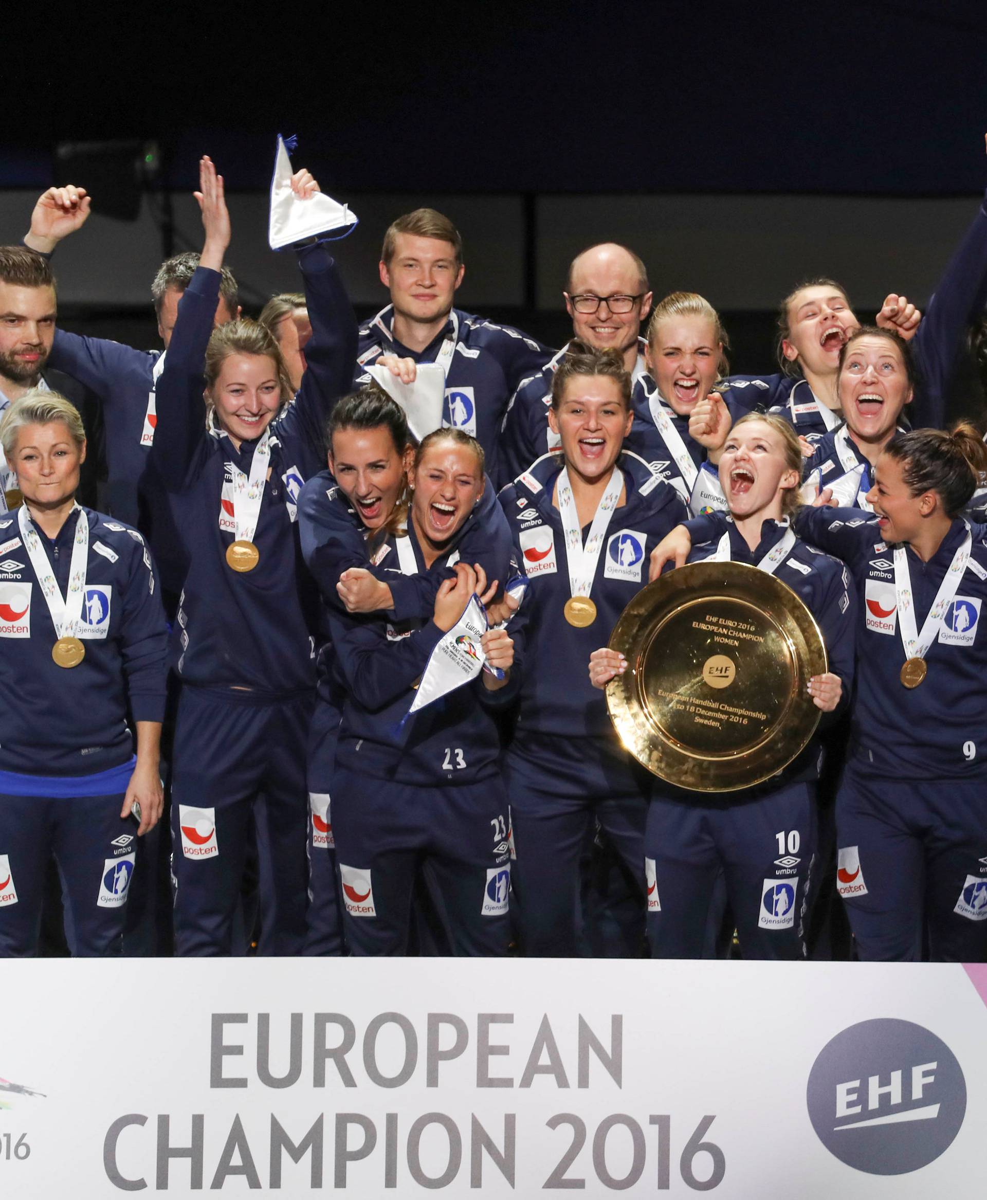 The Norwegian team celebrates their gold medal during the European handball Championship at  Scandinavium Arena in Gothenburg