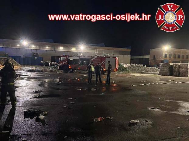 Vatrogasci objavili fotke: Ovako je gorjelo u Dravi International!