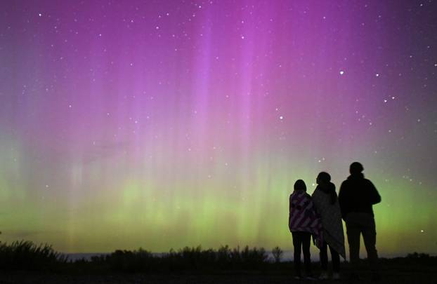 People watch Northern Lights and Perseid meteor shower in Russia's Omsk region