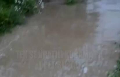 Poplave u BiH: Bujica opet potopila Maglaj za par minuta 