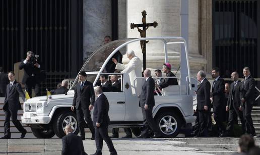 Papa Benedikt XVI.: Ponekad mi se činilo kao da Bog spava 