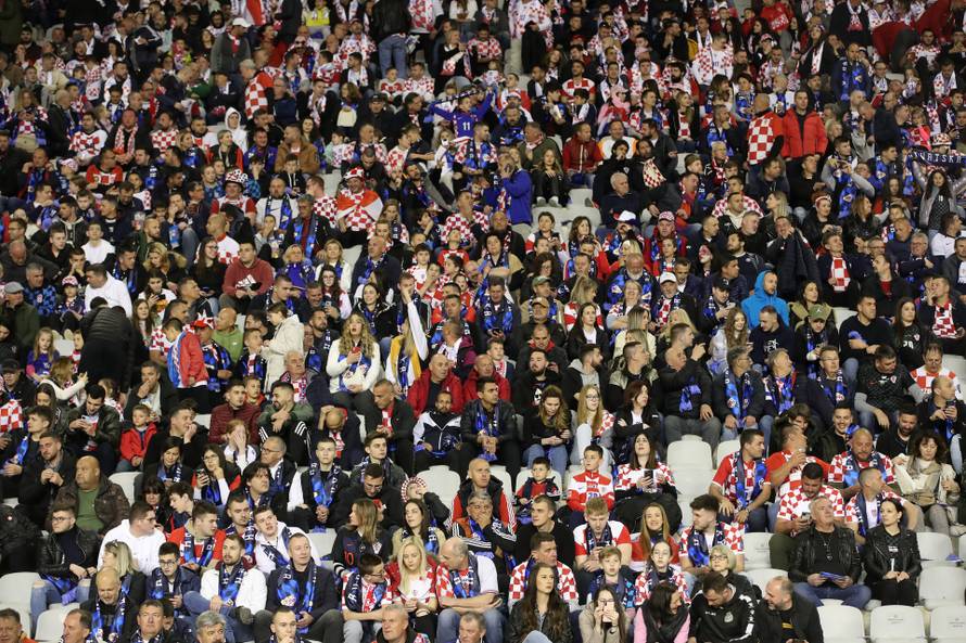Split: Navijači na utakmici Hrvatska - Wales