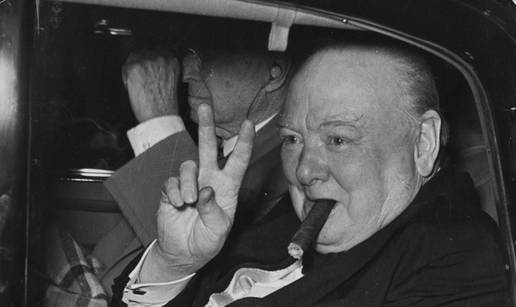 Churchill  opušak 1947. odbacio na aerodromu:  Na dražbi bi se mogao prodati za 1200 funti