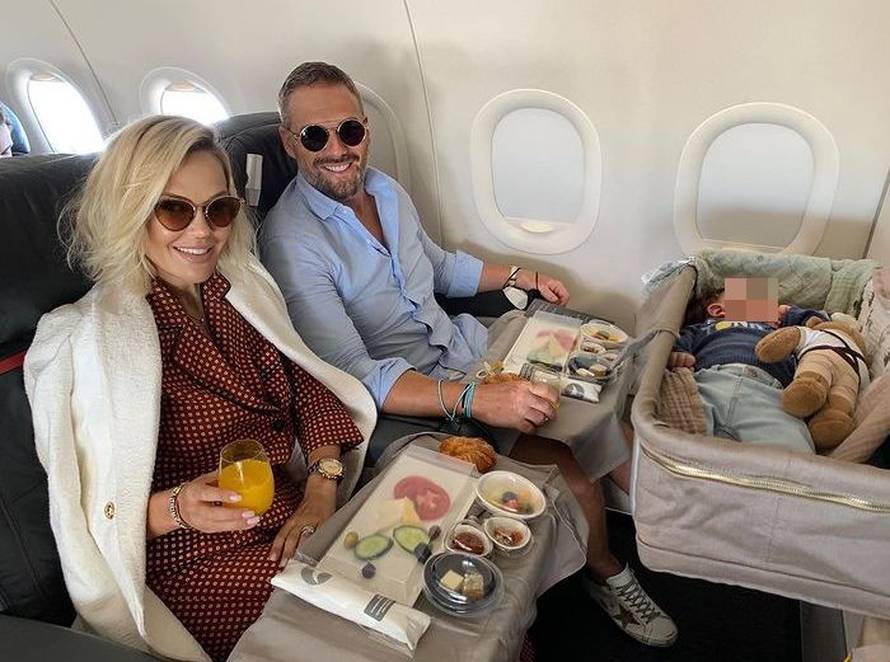 Šuput prije 17 godina: Decentniji make-up i 'jednostavna' odjeća