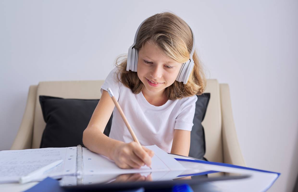 6 načina da motivirate dijete na online učenje: Uz pauze i poticaj ono će učiti sve samostalnije