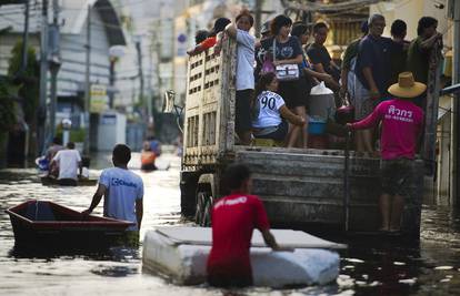 Stanje u poplavljenim zonama u Bangkoku sada je "kritično"