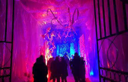 Božićna bajka u Zagrebu: Tunel Grič pretvoren u ledeni dvorac