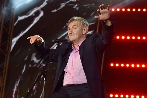 Rajko Dujmić nastupio na drugoj večeri CMC Festivala Vodice 2018