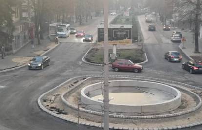 VIDEO Otvorili kružni tok u BiH pa nastao kaos: Vozači zbunjeni